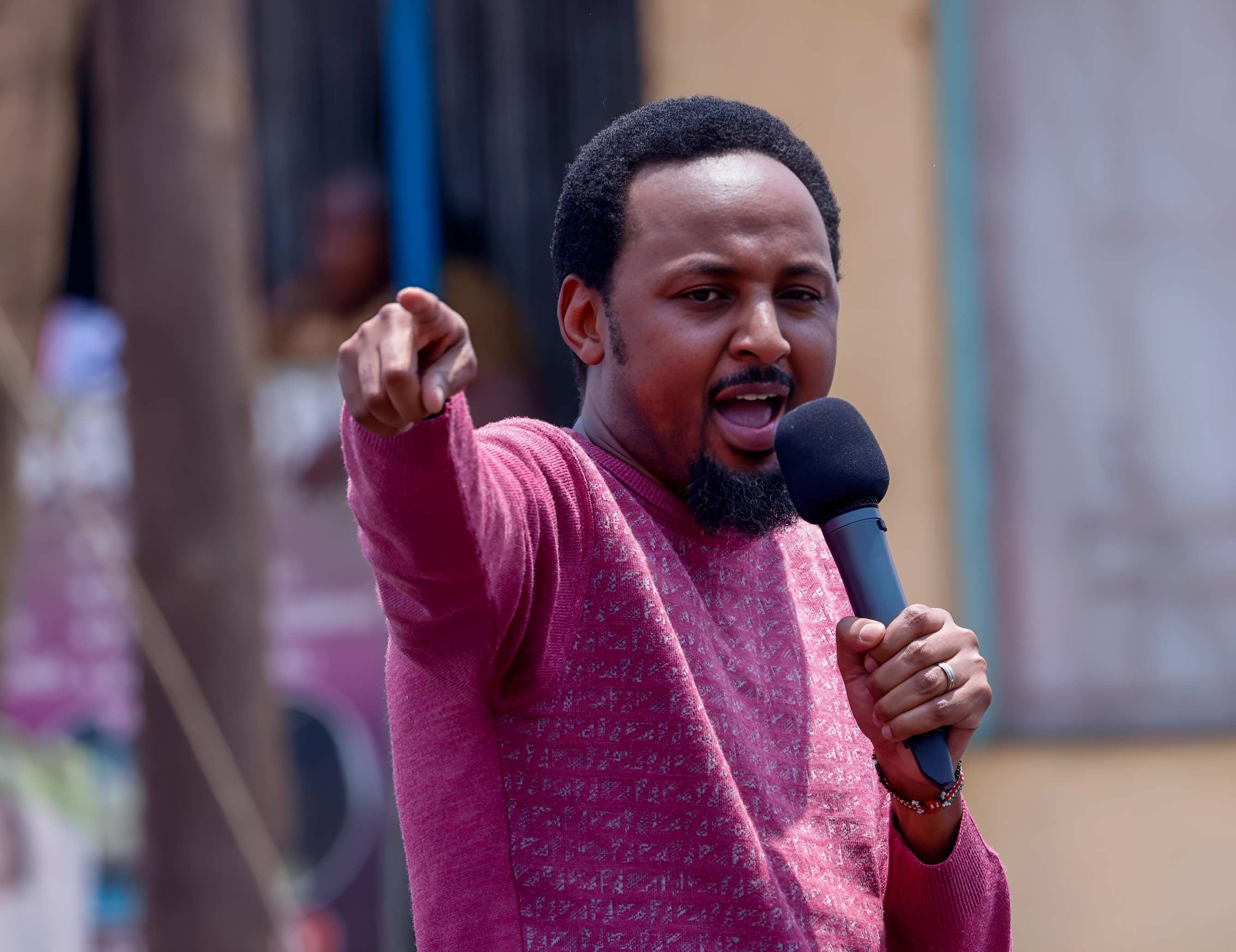 Senator Thang’wa accuses President Ruto of unconstitutional assent of bills