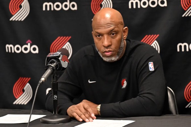 NBA star, coach face charges in sweeping illegal gambling probe