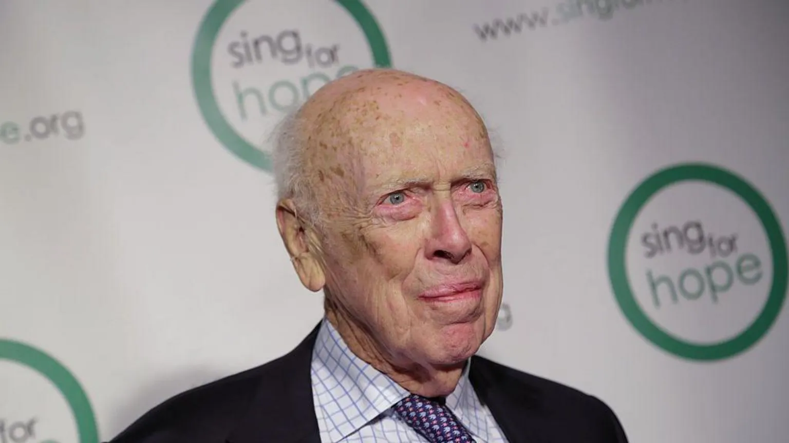 Nobel-winning scientist James Watson passes away at 97