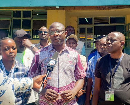 IEBC boss urges editors to ensure fair election coverage