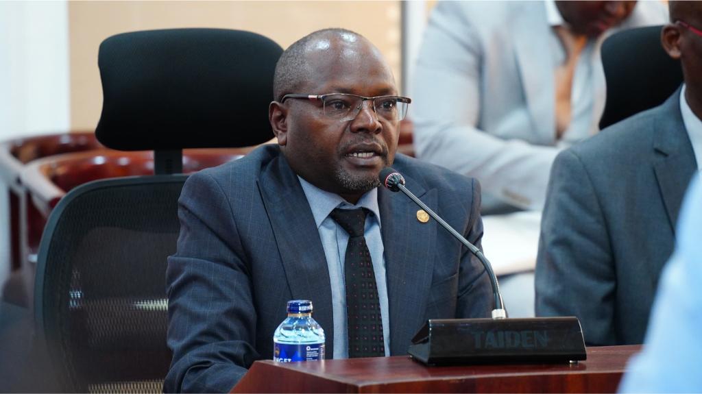 Senators challenge KeRRA on road maintenance levy fund management