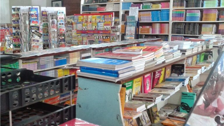 Conflicting school data leaves thousands of Grade 10 learners waiting for textbooks