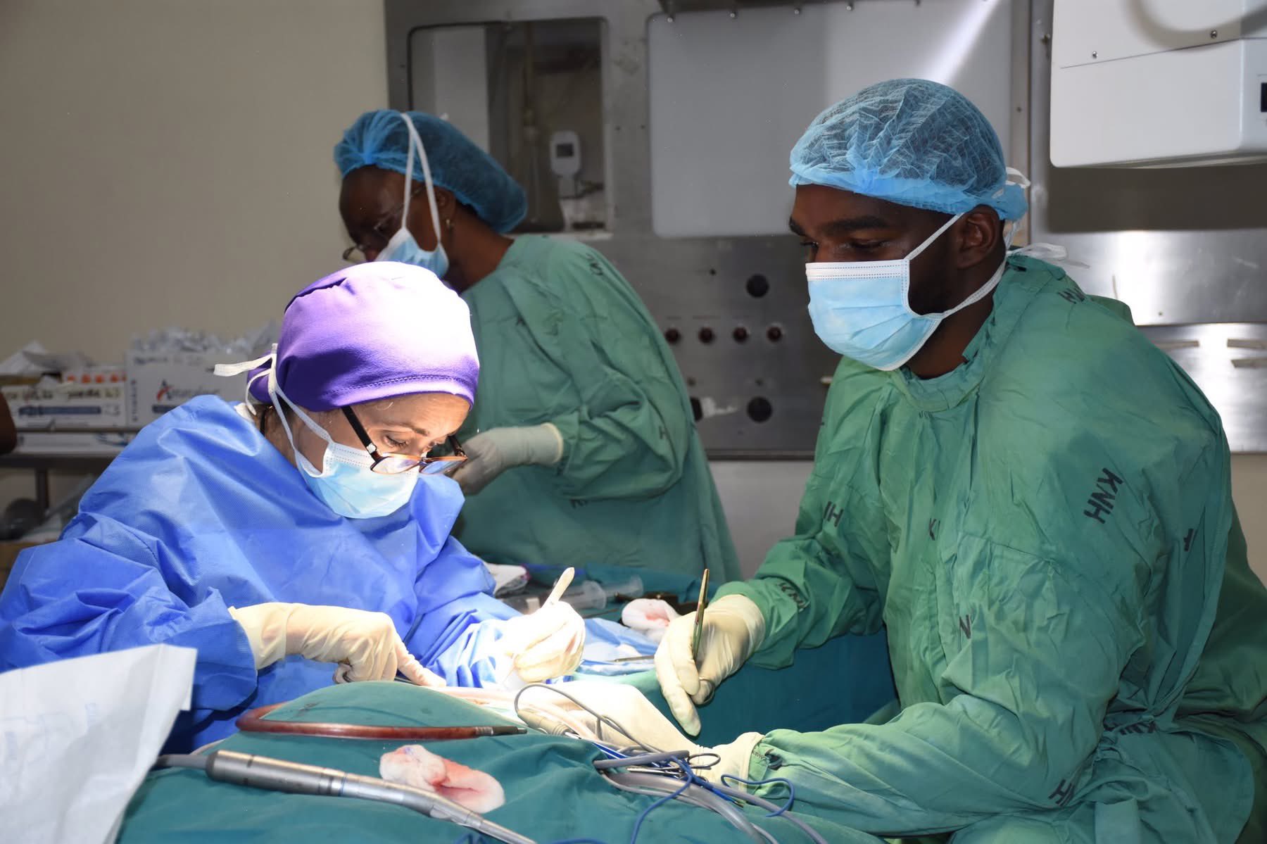 KNH doctors perform Kenya’s first cochlear implant surgeries