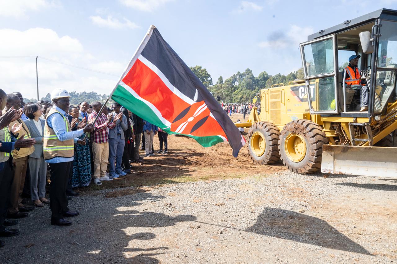 Ruto launches Rironi–Mau Summit road upgrade, vows trade growth and jobs