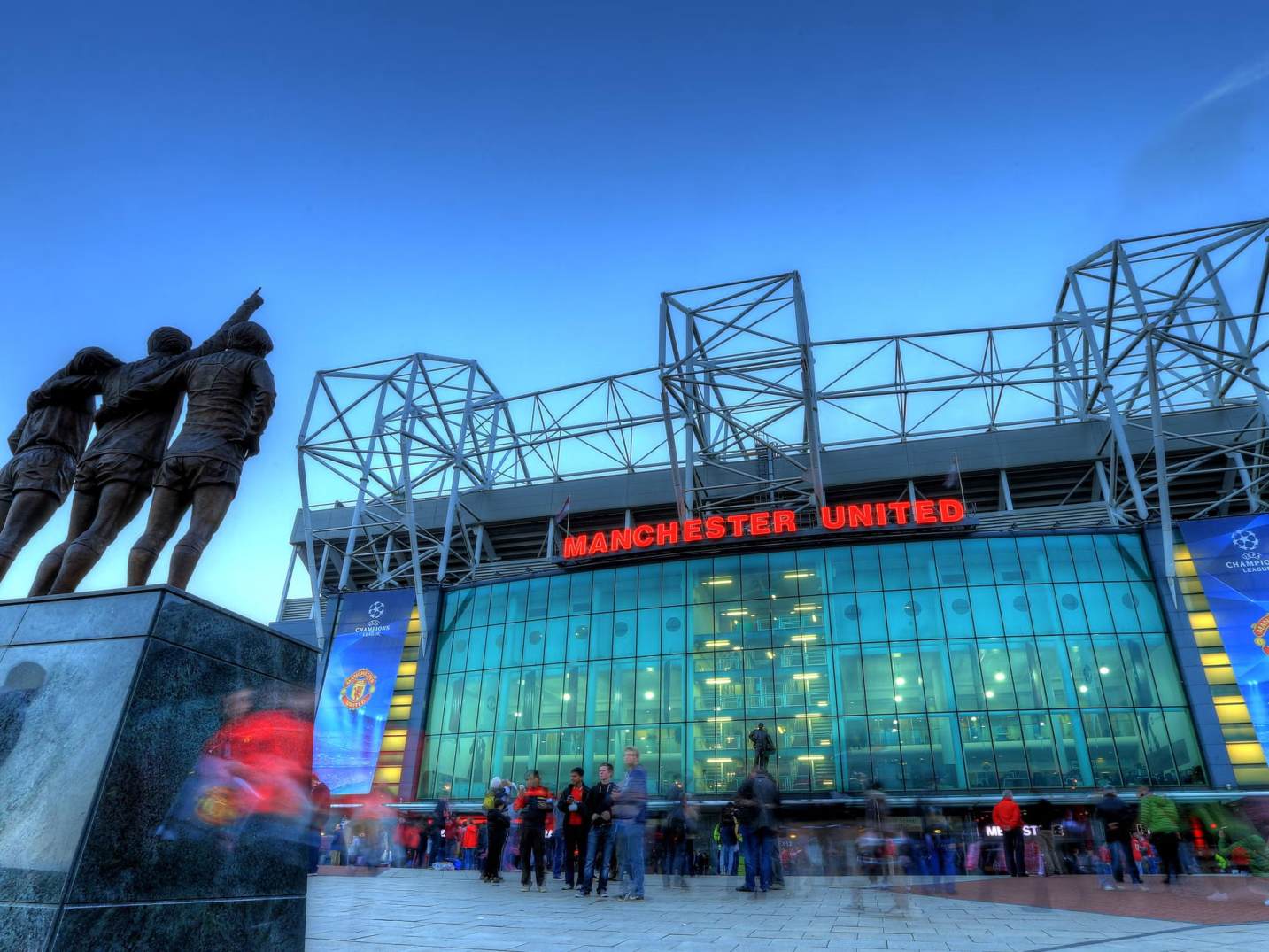 Manchester United’s reset: Cut the wage bill, rebuild the midfield