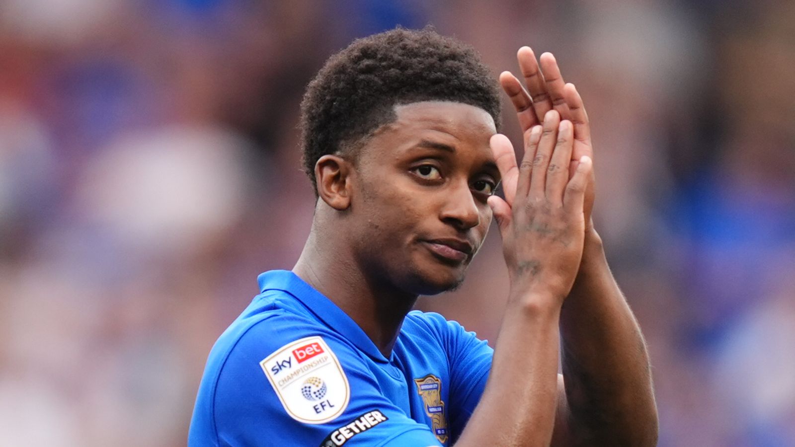 Gray’s stunner fires Birmingham into play-off contention