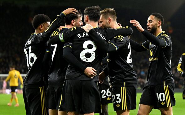 United survive Molineux mayhem to climb to sixth