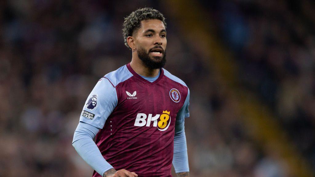 Douglas Luiz open to Aston Villa return as Emery steps up loan push