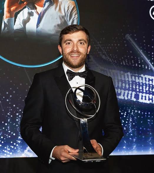 Romano names Tuchel and De Zerbi as top targets for Man United job