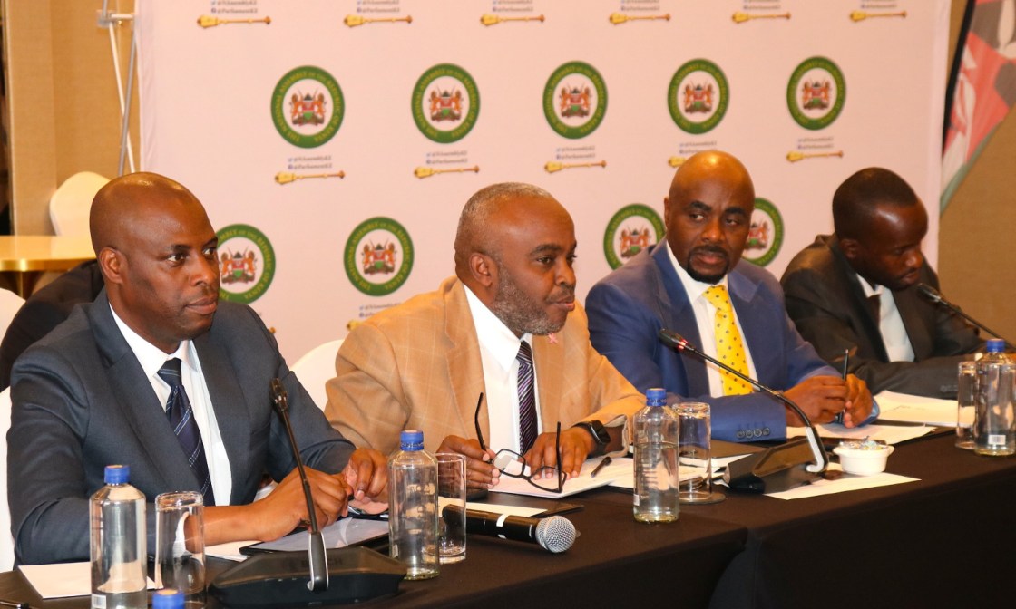 Stockbrokers back Safaricom divestiture while proposing a larger public offering