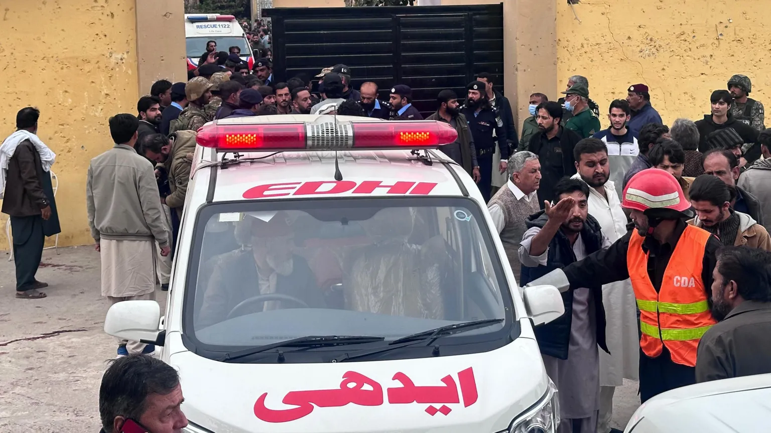 Deadly explosion at Islamabad mosque leaves 31 dead