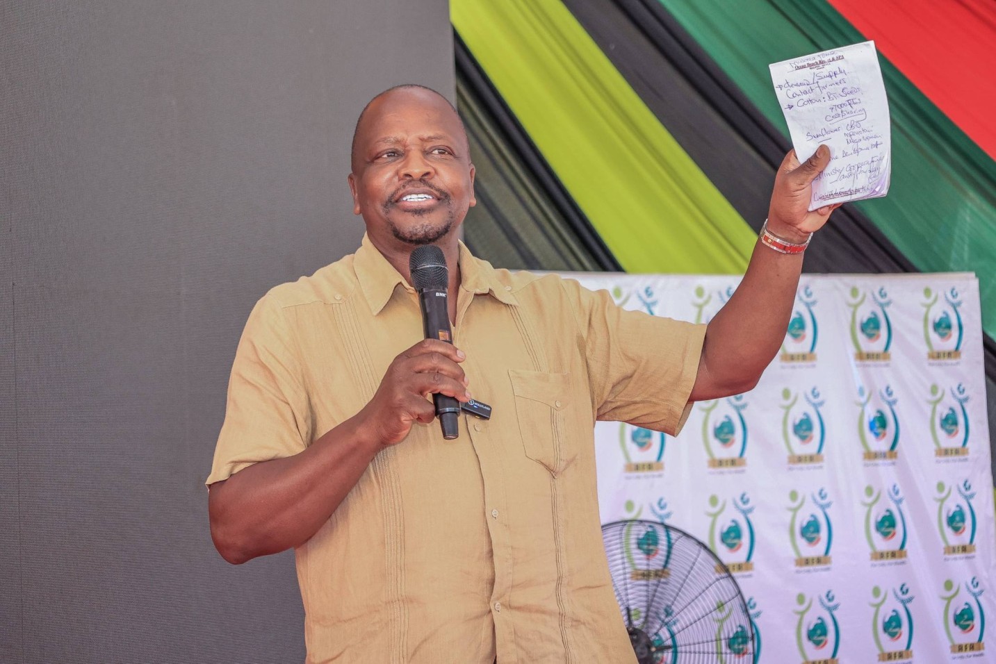 Kagwe urges contract farming reforms to unlock Coast cash crops