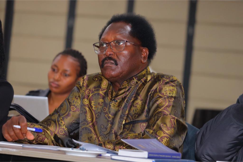 Senators call for inclusion of men in gender policies