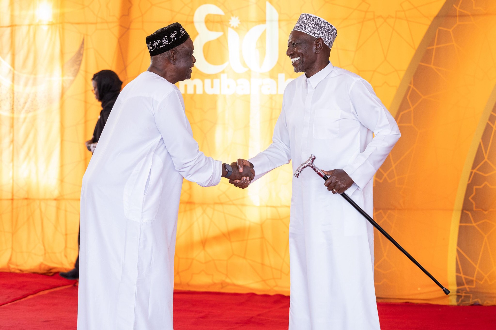 Senator Oburu defends Ruto, questions political double standards