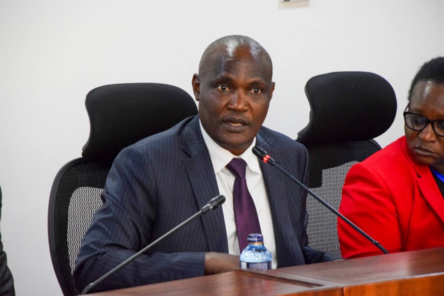 National Assembly approves longer car loan terms for public officers