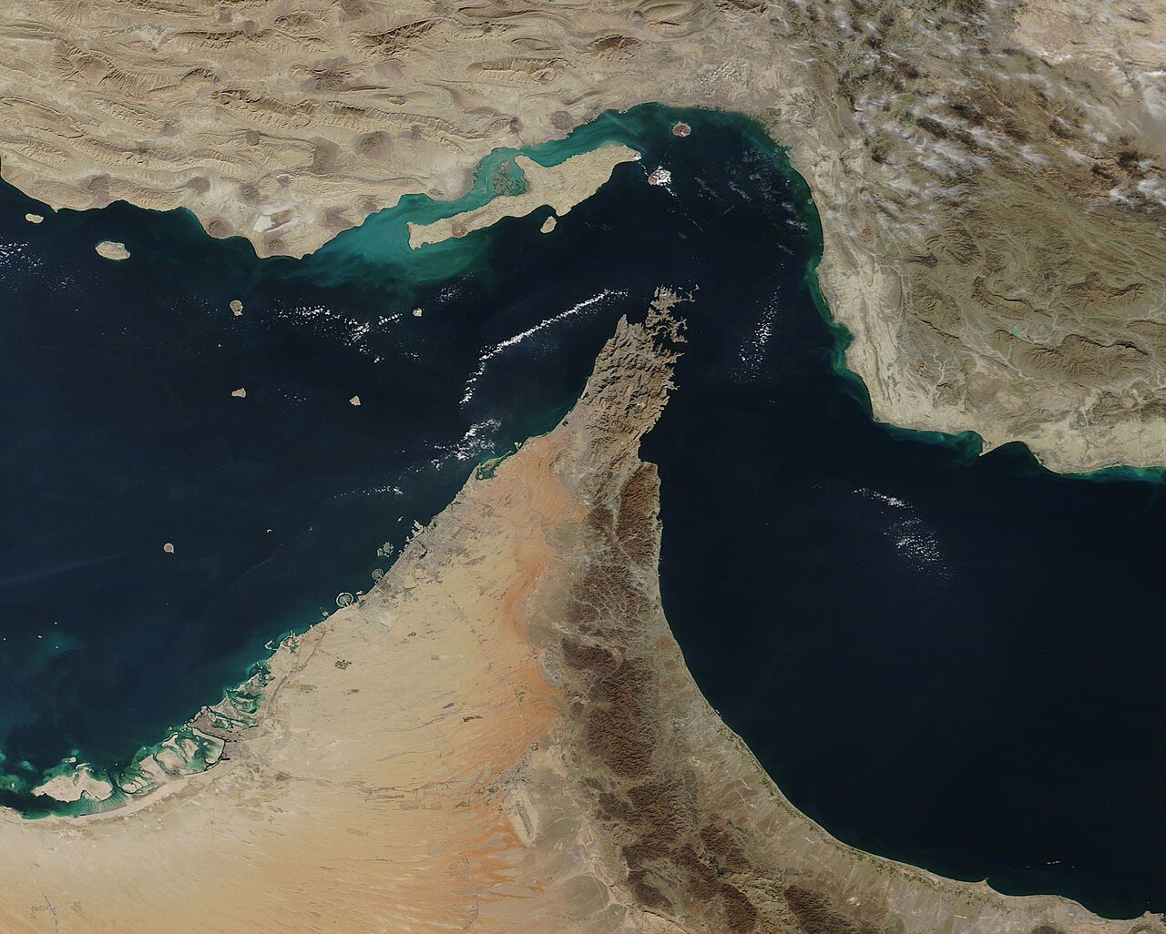 Iran shuts Strait of Hormuz again as US port blockade tensions deepen