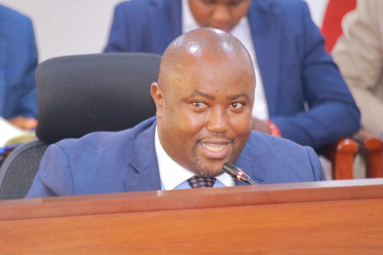 Pressure mounts on Energy Ministry over fuel crisis and ‘ghost’ electricity projects