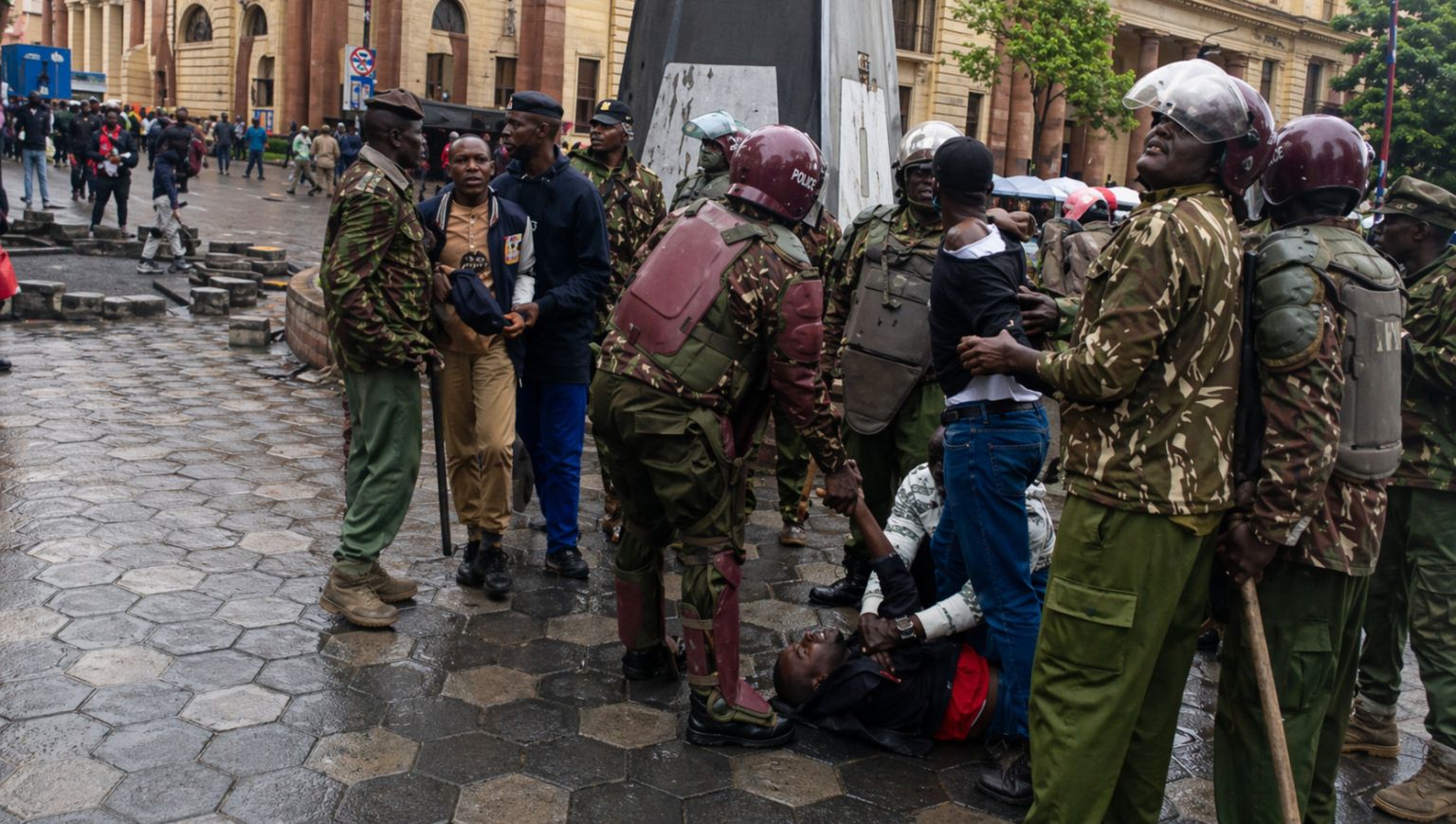 11 arrested as police disperse fuel price protest in Nairobi CBD