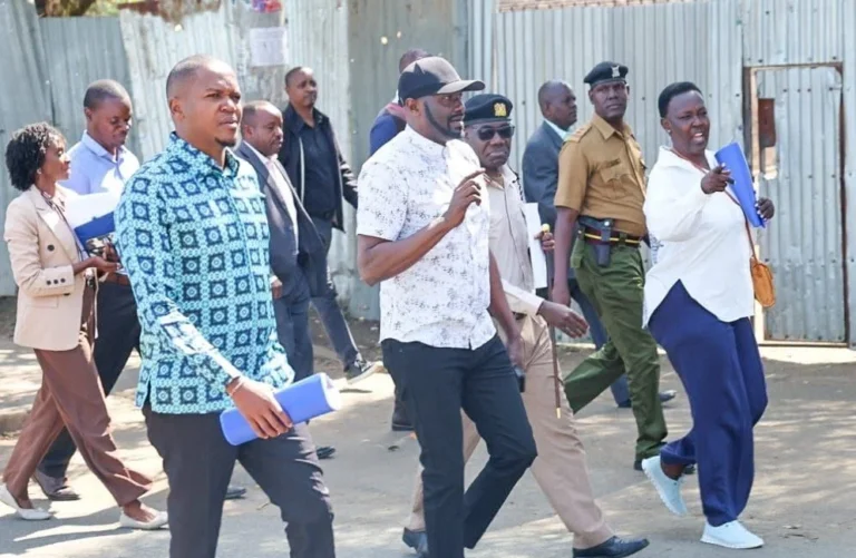 Senate committee tours Nairobi settlements over eviction and land dispute petitions