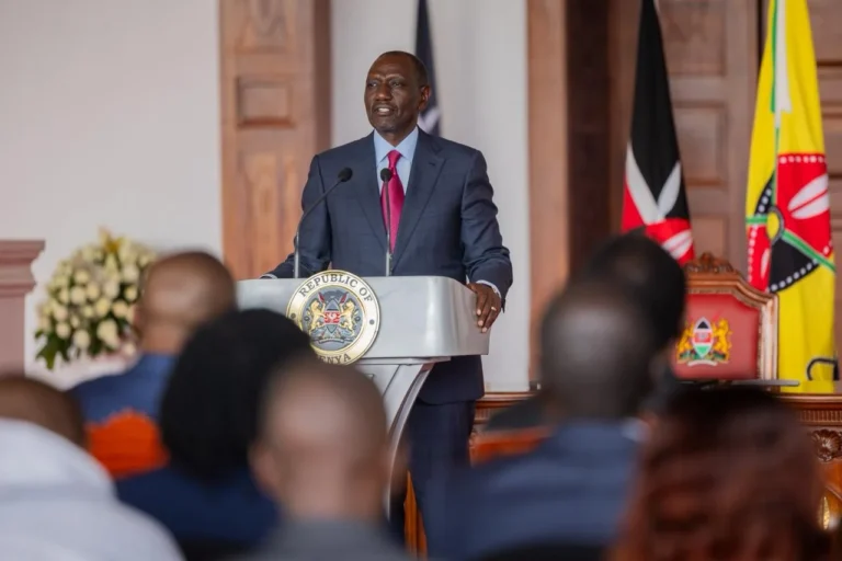 Ruto issues stern warning to hospitals over illegal outpatient charges