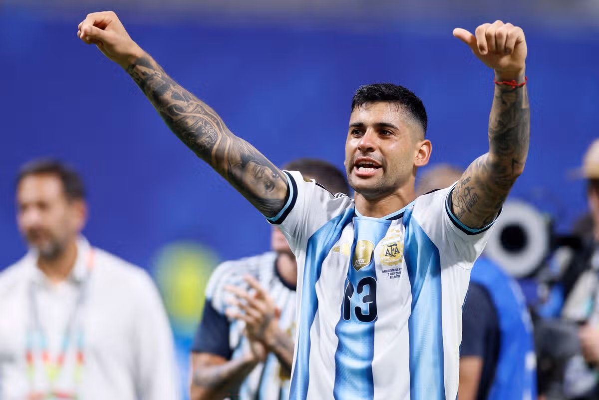 Romero calls Manchester United legend 'stupid' after Argentina's win over England