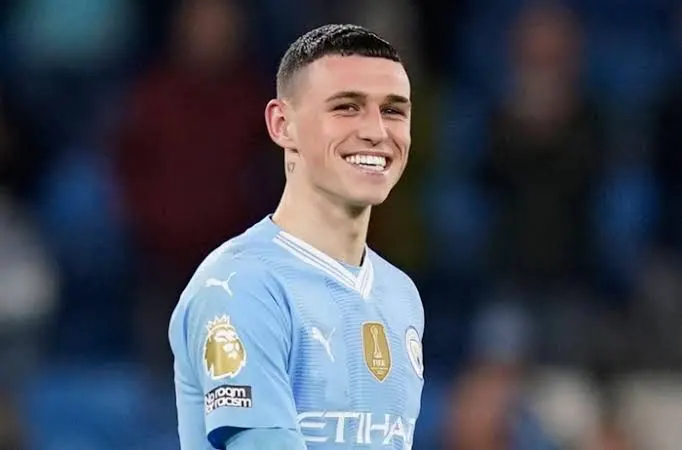 Phil Foden agrees four-year contract extension with Manchester City