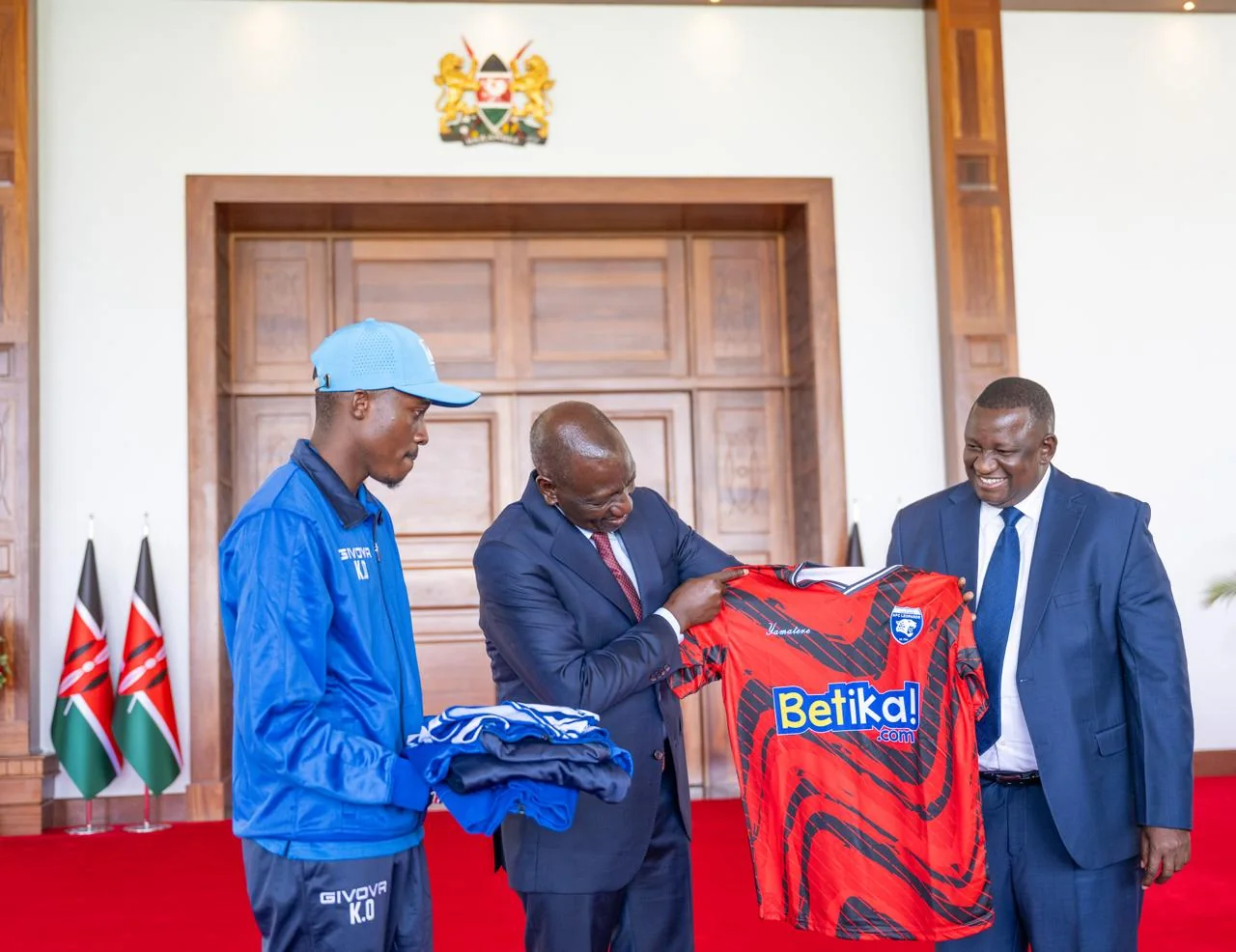 Ruto awards AFC Leopards Sh10 million, raises annual sponsorship to Sh100 million