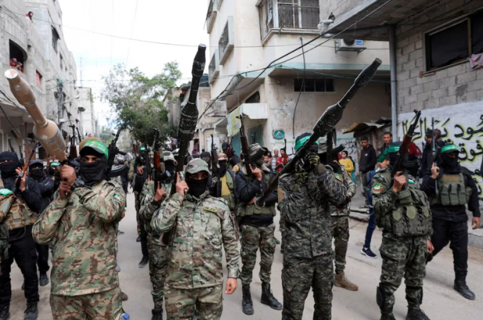 Israeli fire kills six in Gaza, including senior Hamas commander