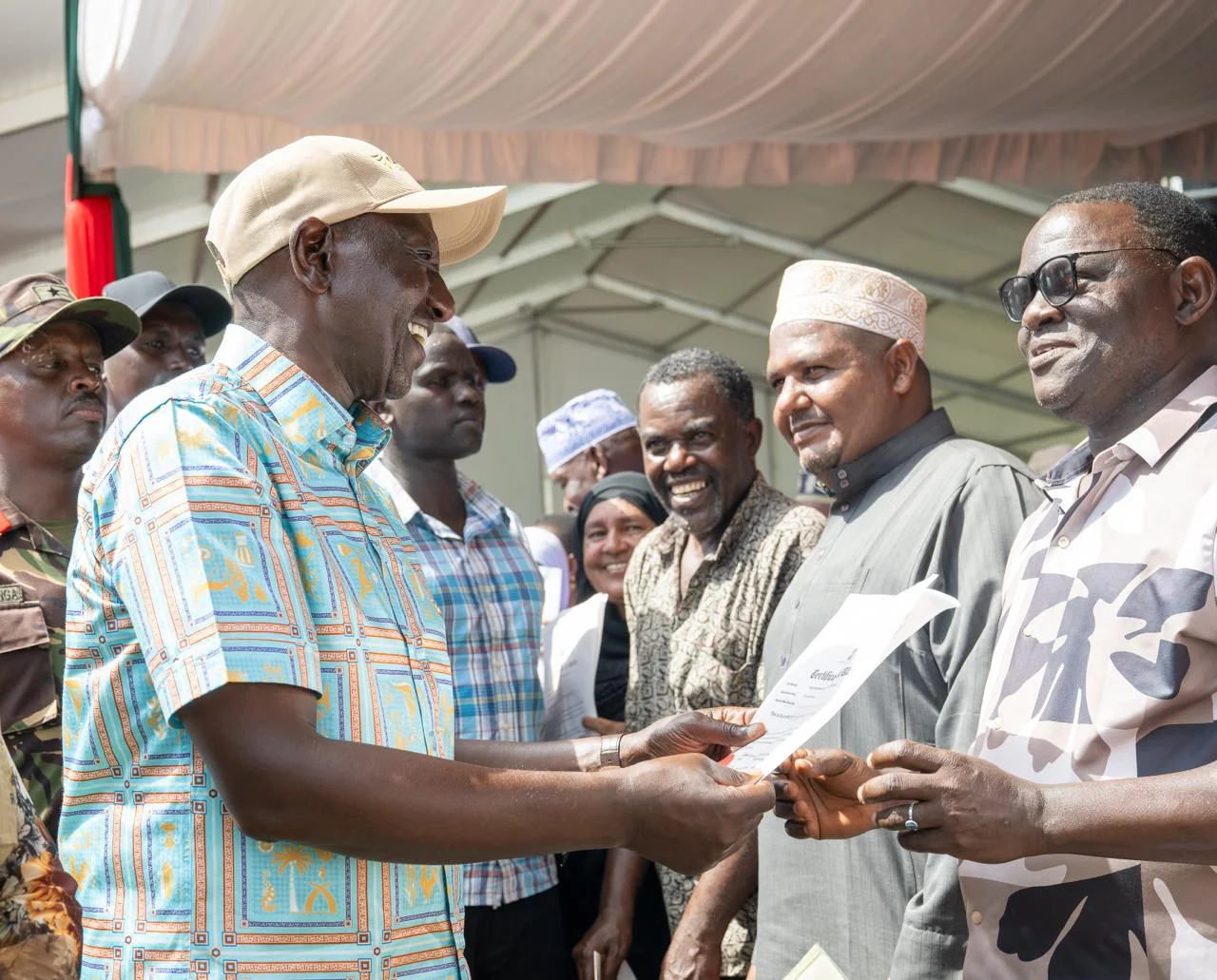 20,189 Lamu residents get title deeds in Ruto’s Coast land push