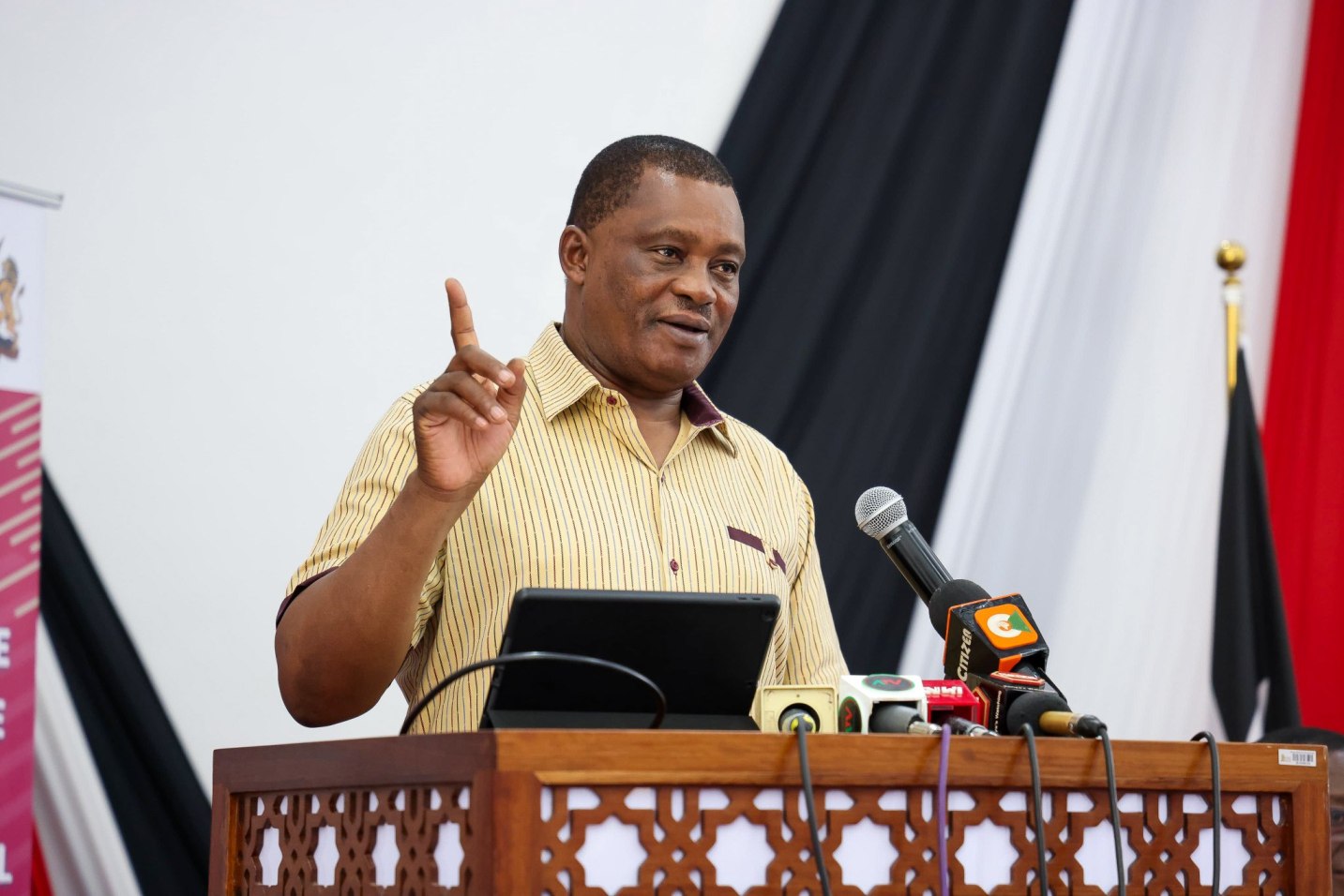 Muturi maintains he will not resign from cabinet