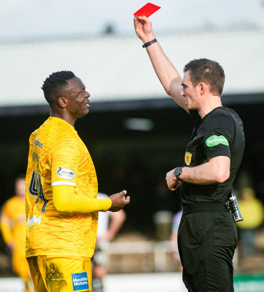 Victor Wanyama sent off in first match for new Scottish side