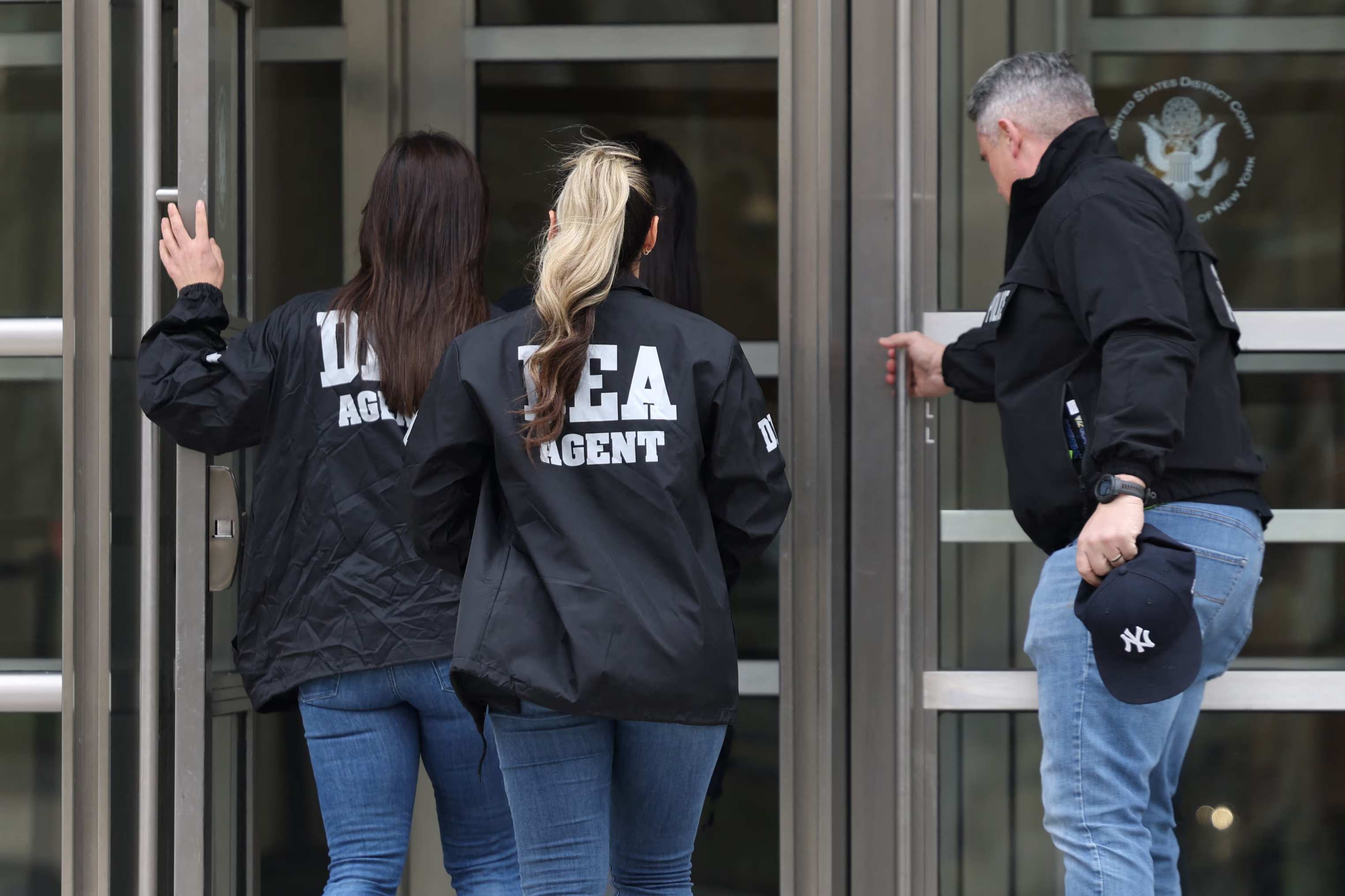 US authorities arrest over 100 migrants in Colorado nightclub raid