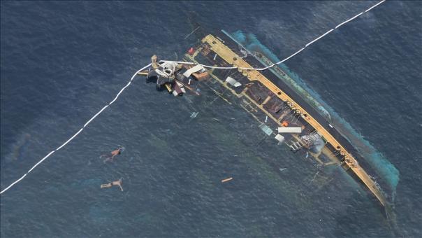 Boat fire in DRC leaves dozens dead, hundreds missing