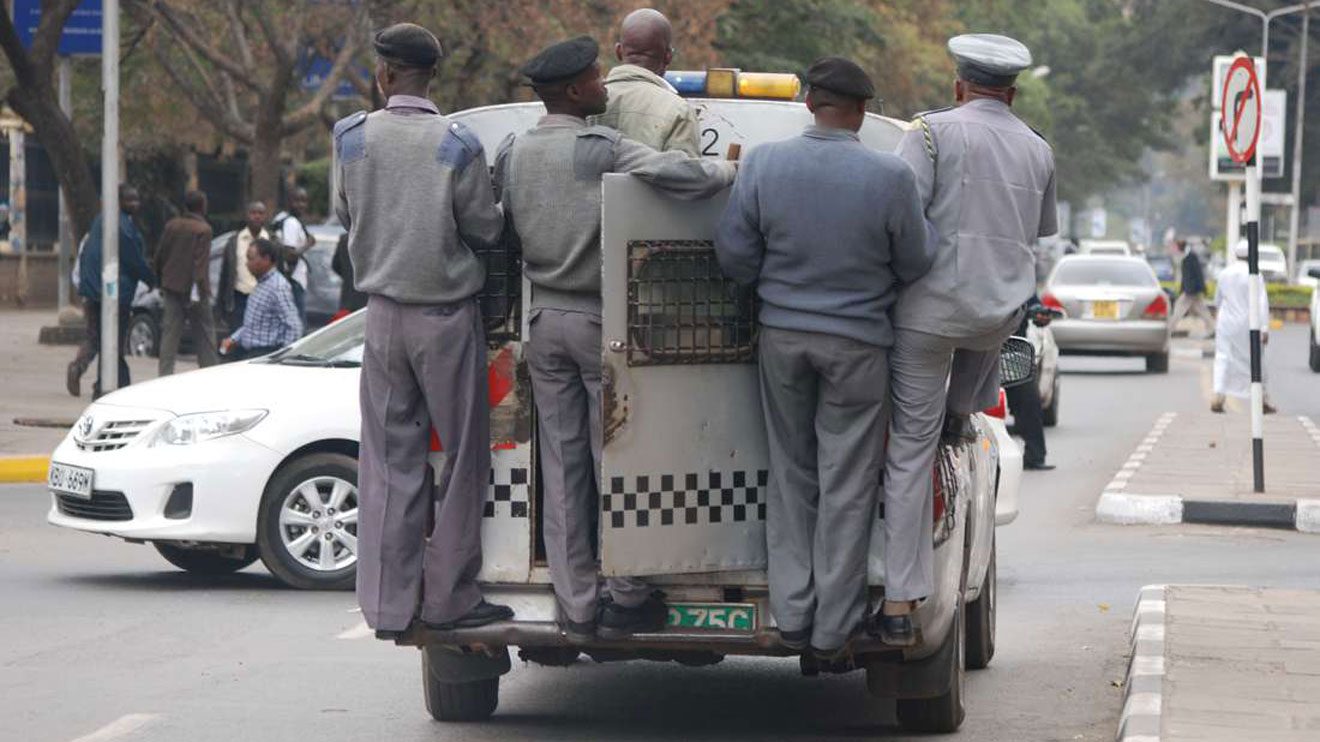 Sakaja faces backlash over ungraduated recruits harassing Nairobi traders