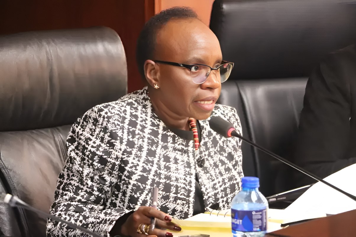 Governors criticised for overspending on salaries, ignoring development