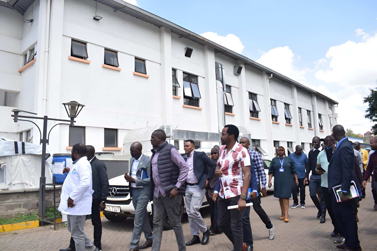 Contractor failures, morgue shortage, and cholera surge hit Mama Lucy Hospital