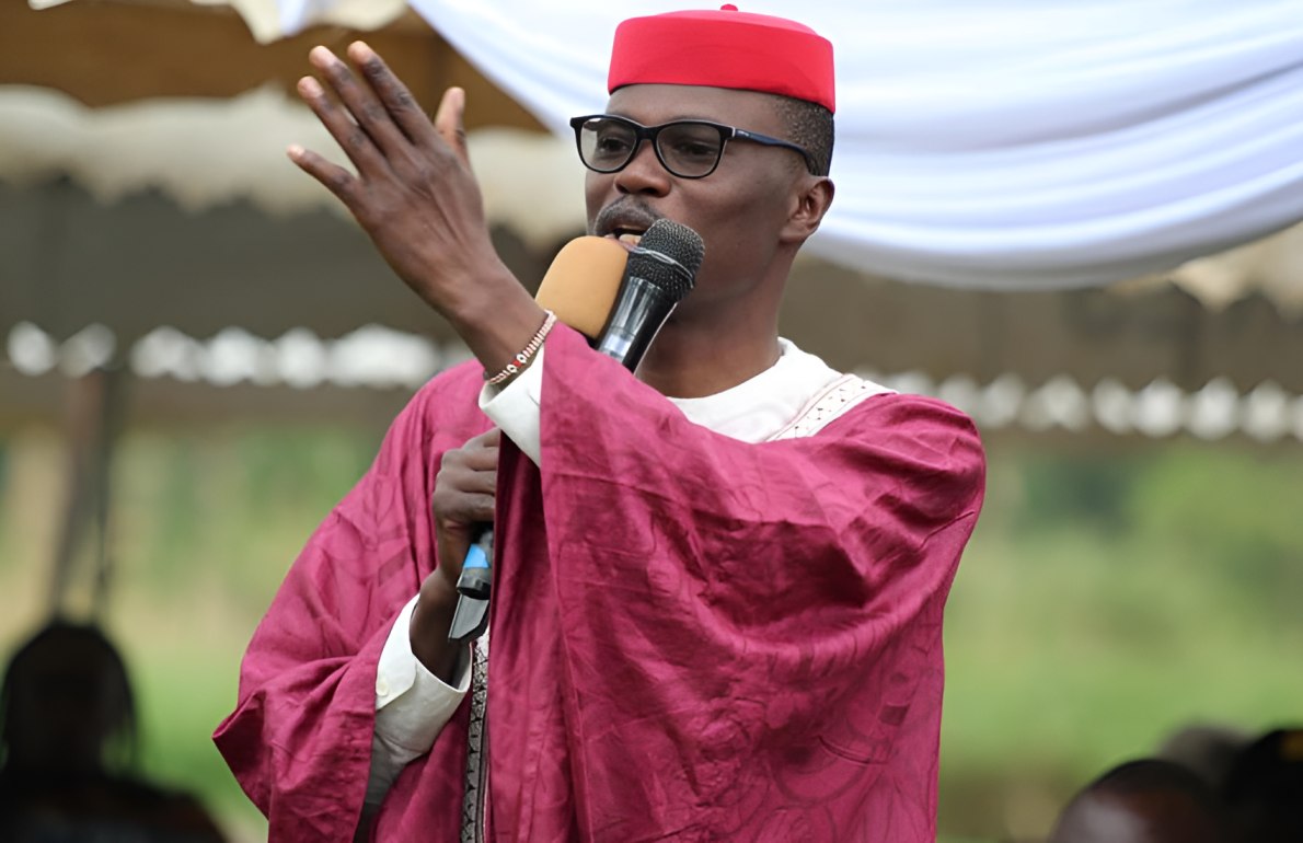 Stop with the images of Raila as Pope, MP Barasa tells Kenyans