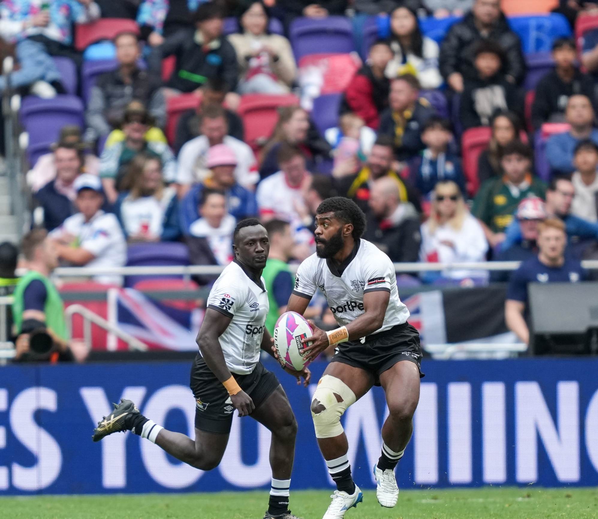 Shujaa shocks France to qualify for Singapore 7s main cup semis