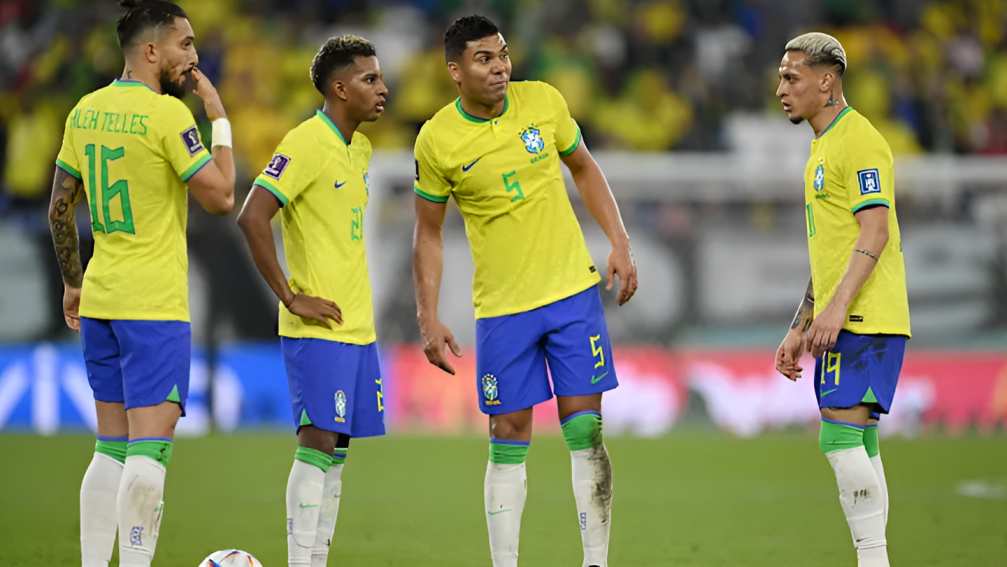 Casemiro, Antony, Martinelli named in Ancelotti's maiden Brazil squad