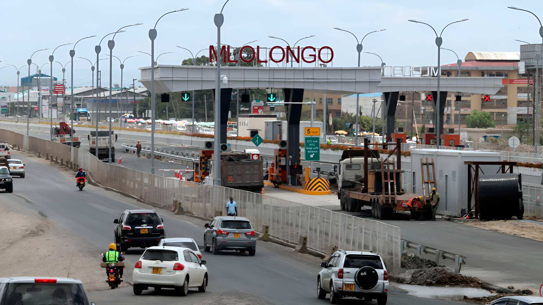 Police hunt for gang targeting Mombasa Road users