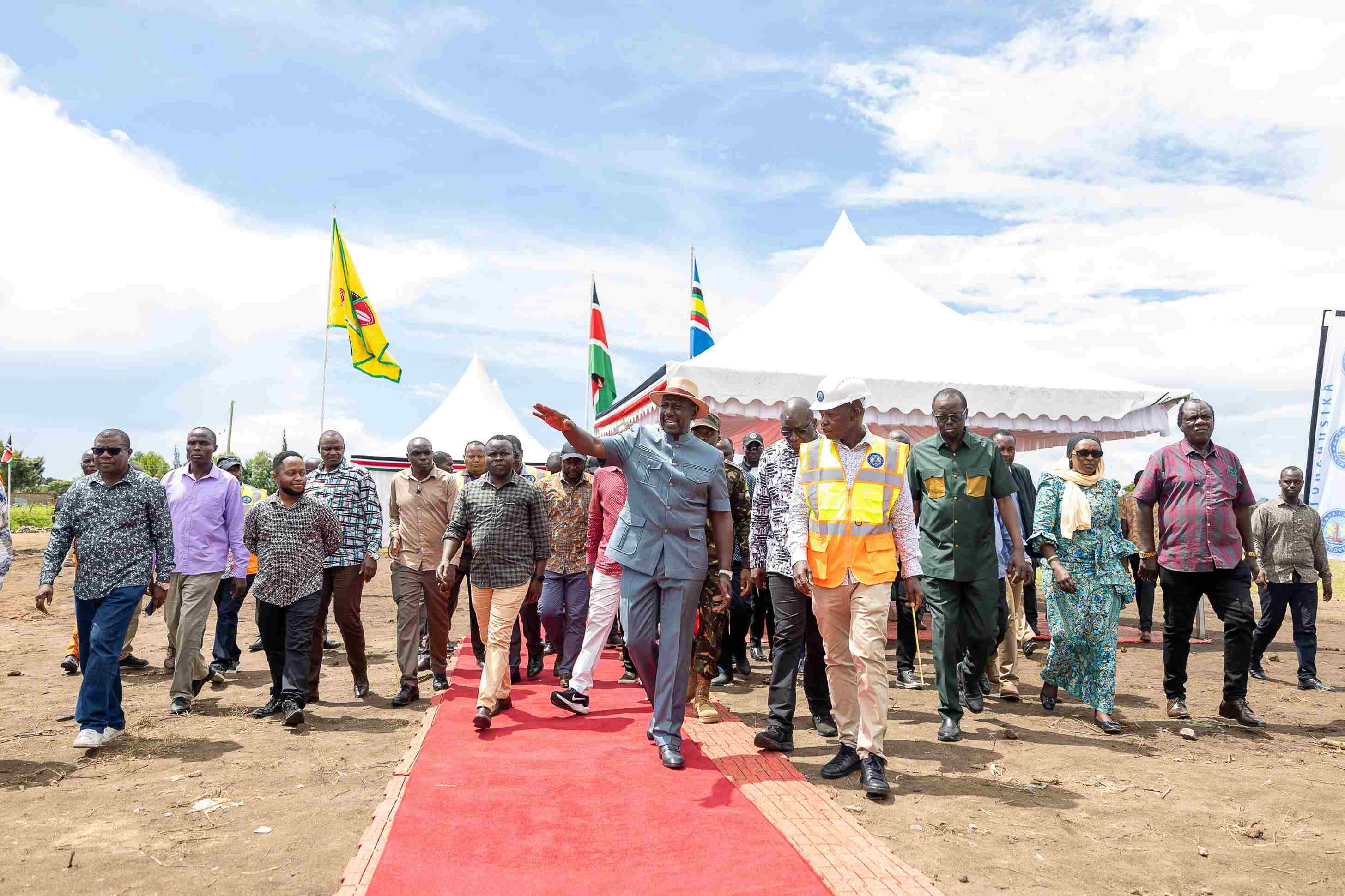 President Ruto launches distribution of electricity materials in Migori