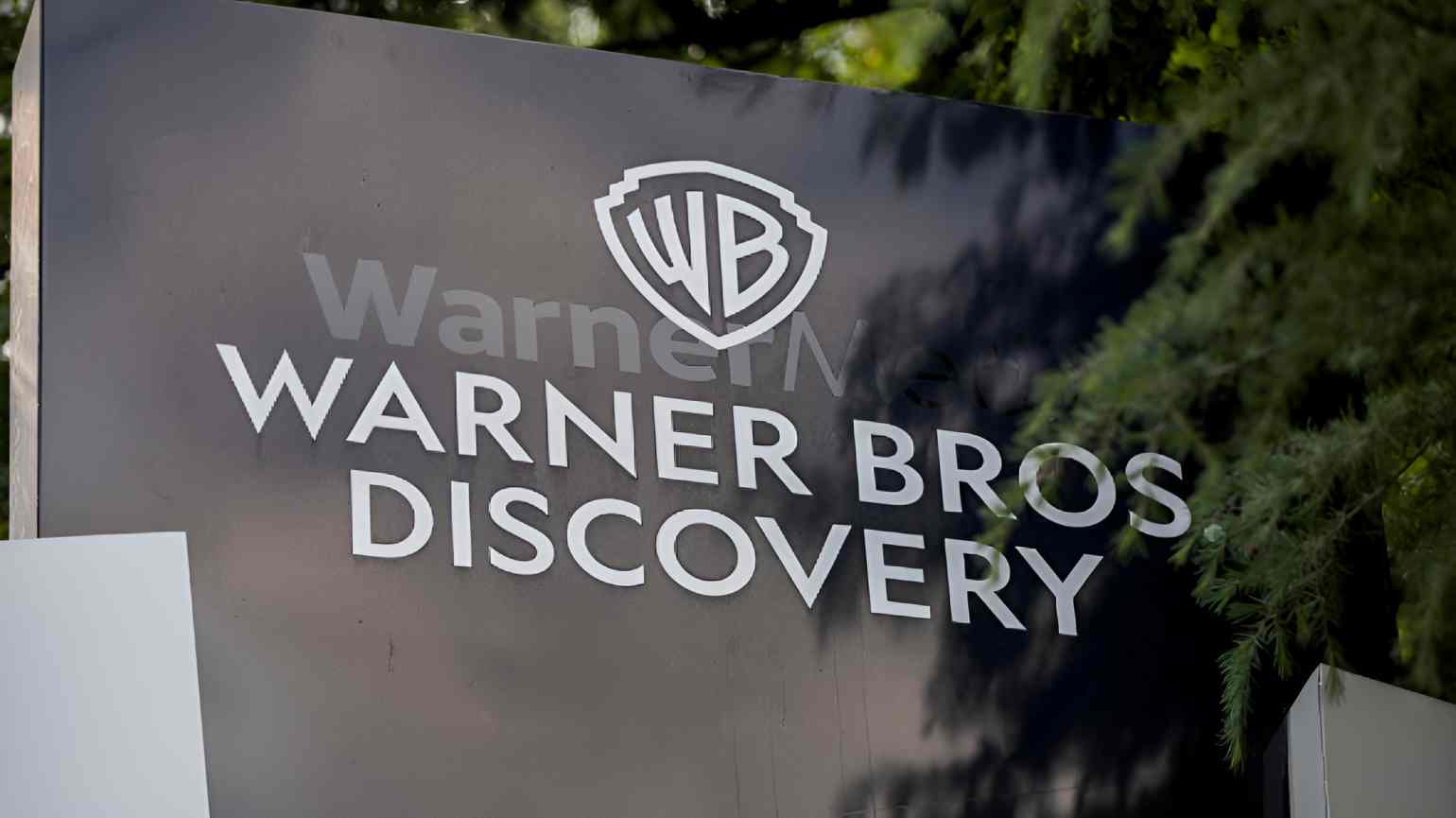 Last-minute deal keeps top Warner Bros content on African pay-TV