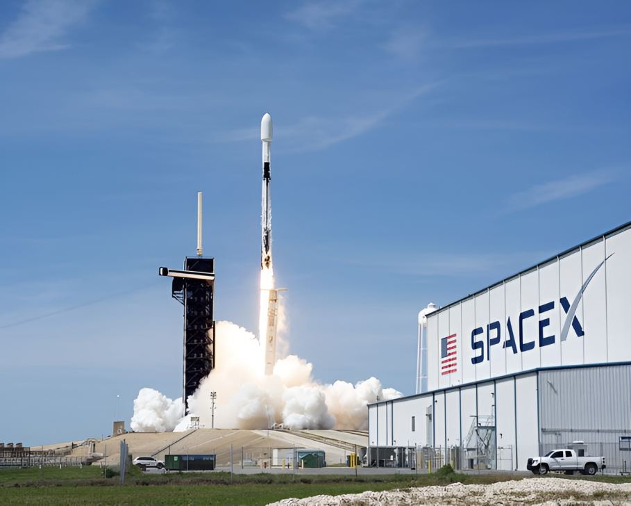 Musk-Trump split risks $22bn SpaceX contracts, shakes U.S. space program
