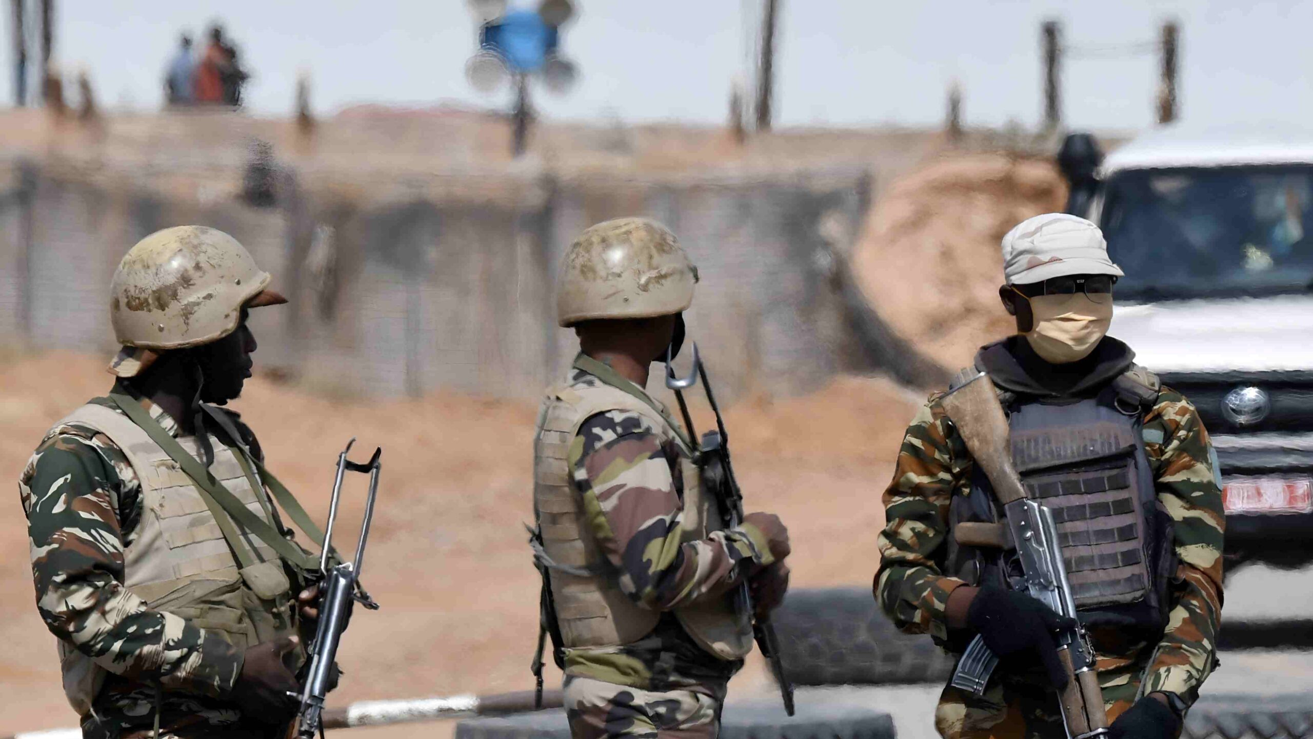 Jihadists kill 34 in raid on Niger army base near Mali border