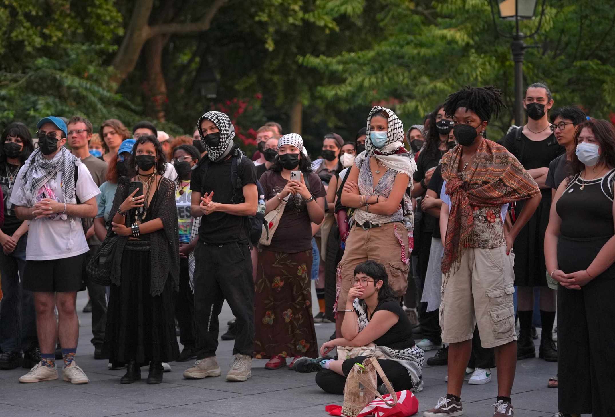 Trump bans face masks at protests across the U.S.