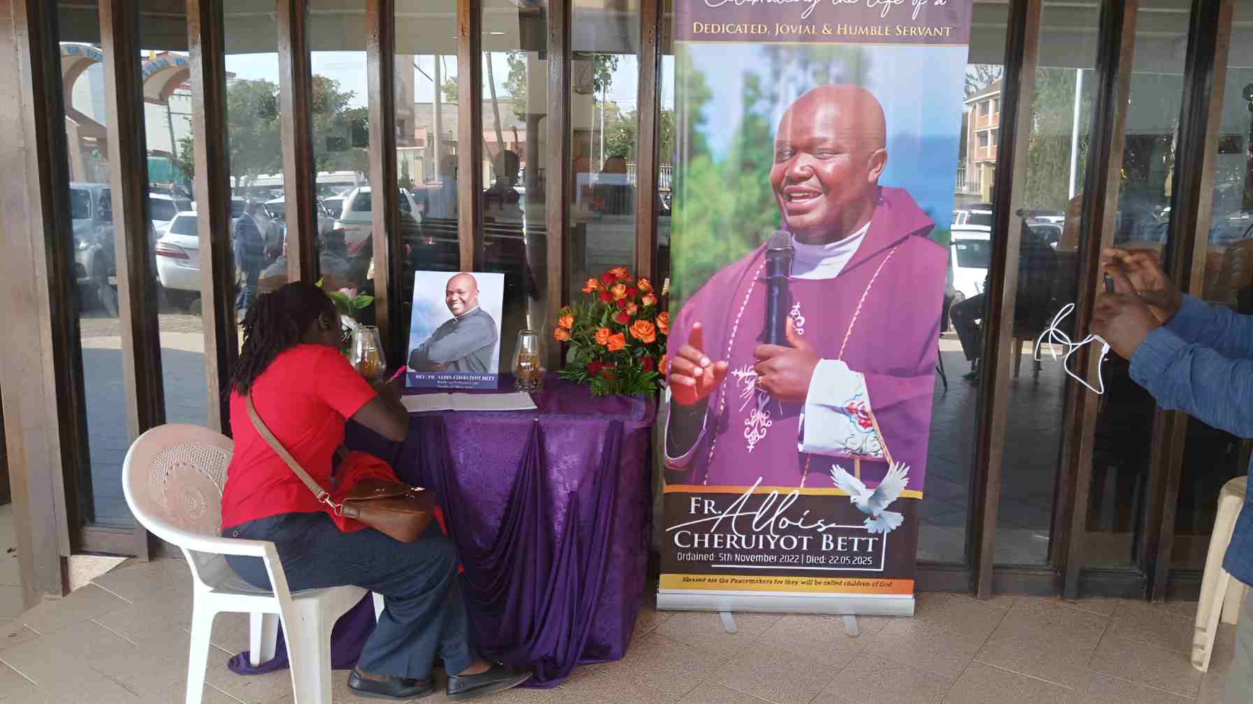 Candlelight vigil held in Eldoret for slain priest Bett