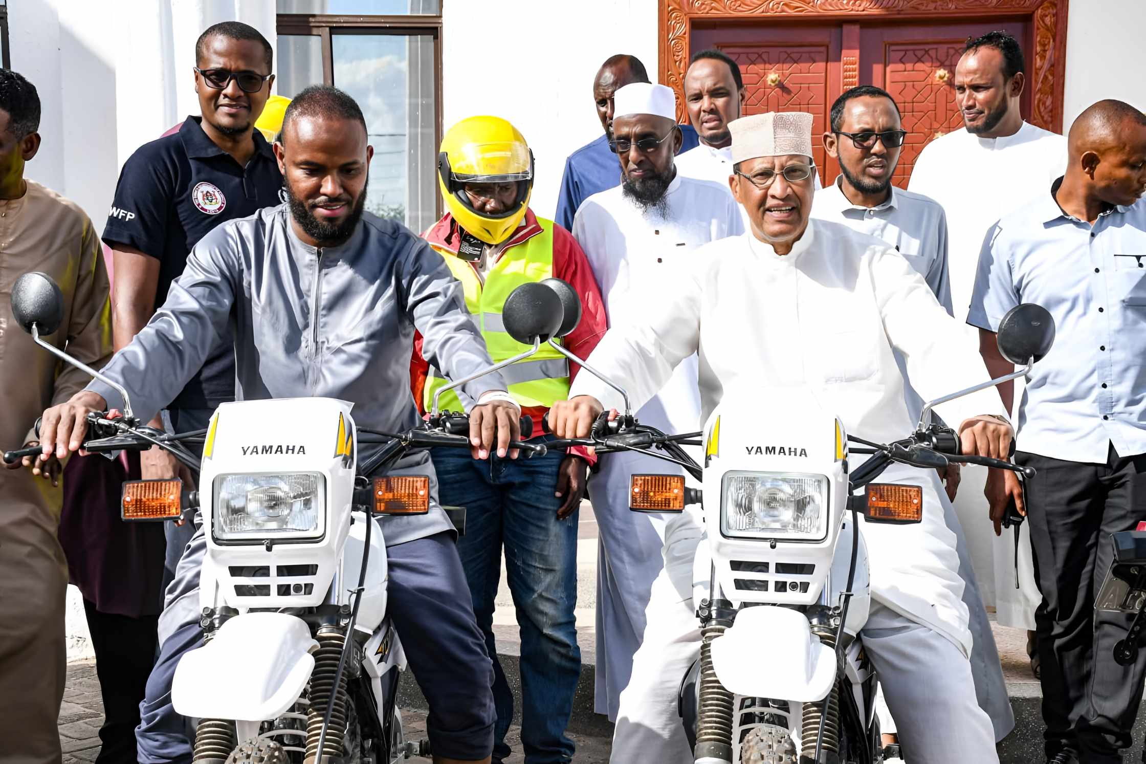 Garissa Governor flags off vehicles for health emergencies