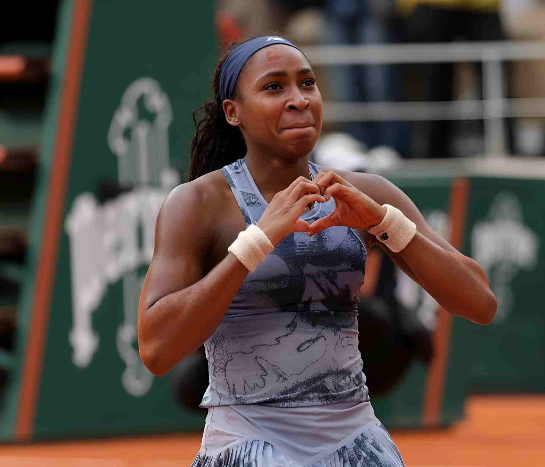 Incredible Gauff beats Sabalenka to claim Roland-Garros women's title