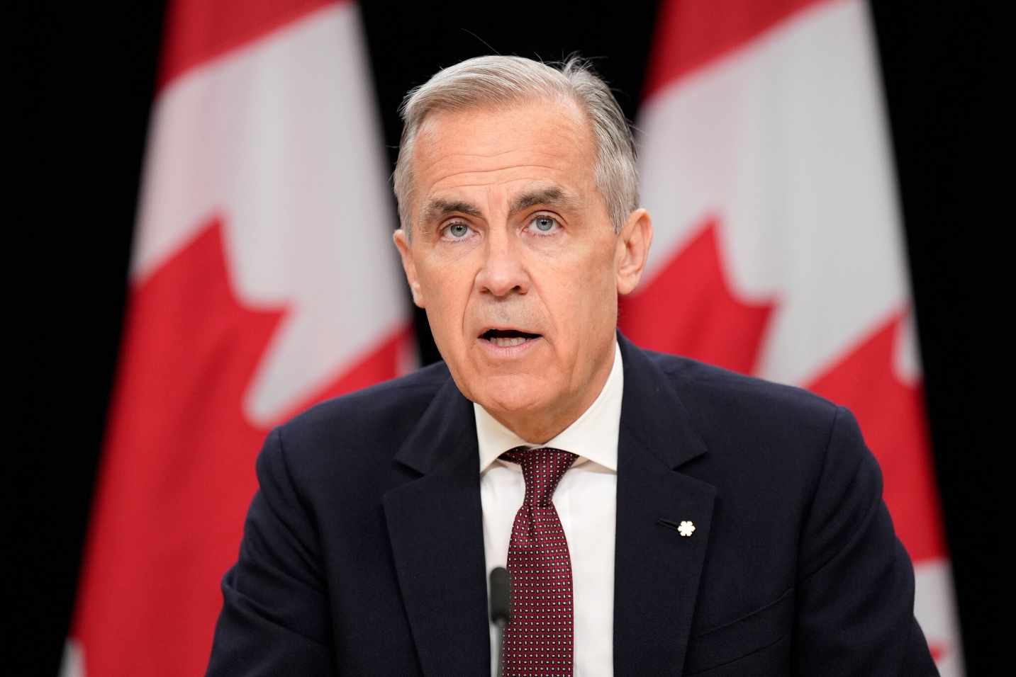 Canada holds firm as US trade deadline nears