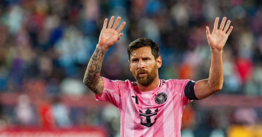 Messi reaches 1,300 goal contributions and reinvents greatness